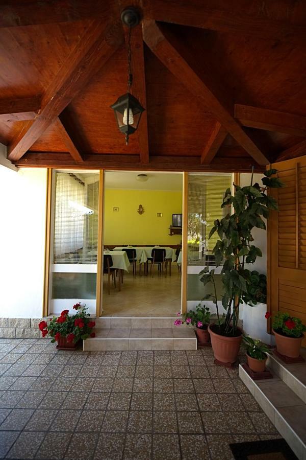 Balen Guest House Ραμπ Εξωτερικό φωτογραφία